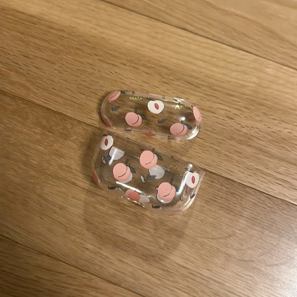 Apple AirPod pro peach case protector